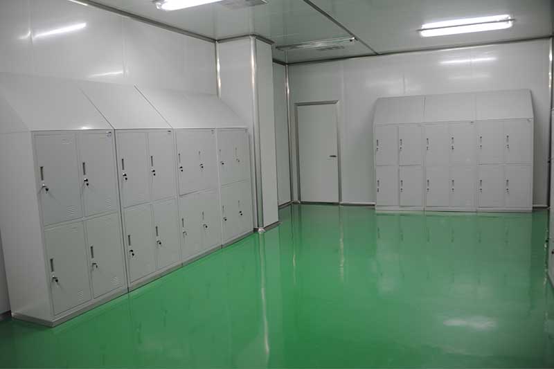 车间更衣室